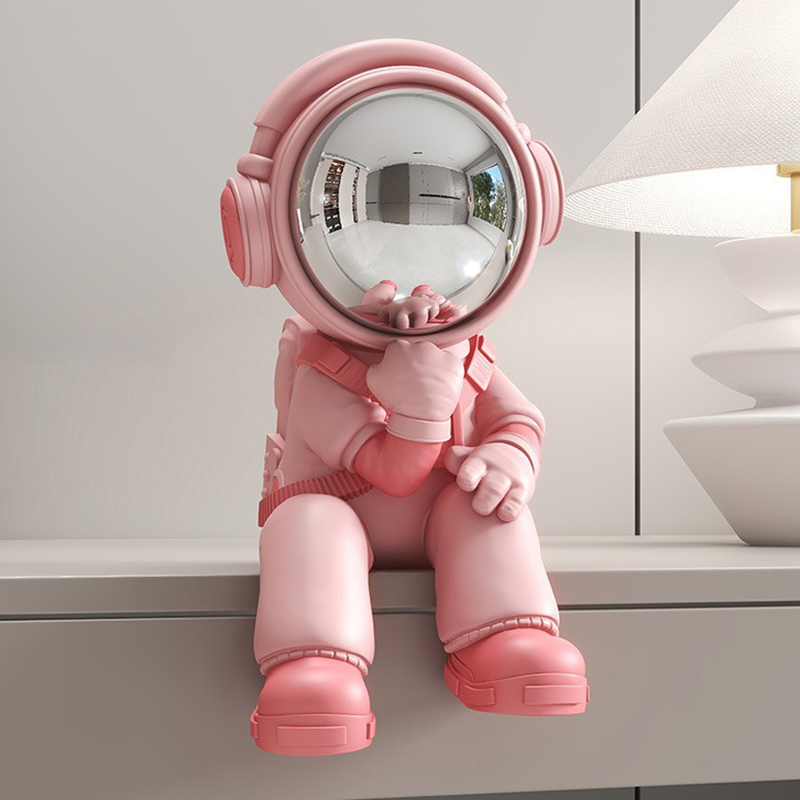 Miniature Astronaut Ornaments  - огляд і ціна Home Decor Living Room Ideas